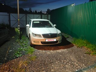 2012 Skoda Octavia II (A5) Рестайлинг, белый, 740000 рублей, вид 3