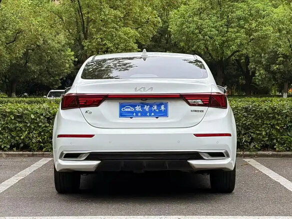 2021 Kia K3 II (China Market), белый, 1350000 рублей - вид 6