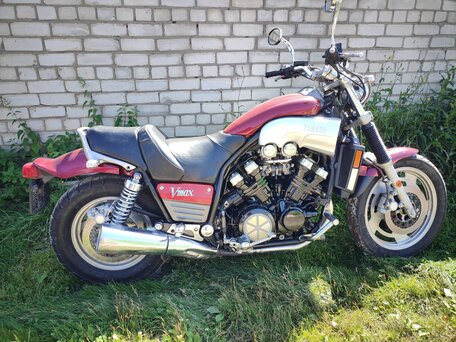 1989 Yamaha V-Max 1200, красный, 280000 рублей, вид 2