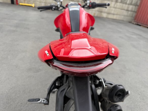 2021 Ducati Monster 937, красный, 970000 рублей - вид 16