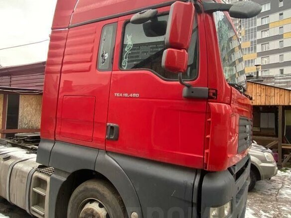 2008 MAN 18, пурпурный, 2999999 рублей - вид 9