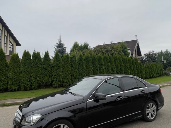 2013 Mercedes-Benz C-Класс 250 III (W204) Рестайлинг, чёрный - вид 2