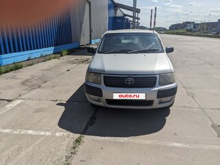 2005 Toyota Succeed I, серебристый, 310000 рублей, вид 1