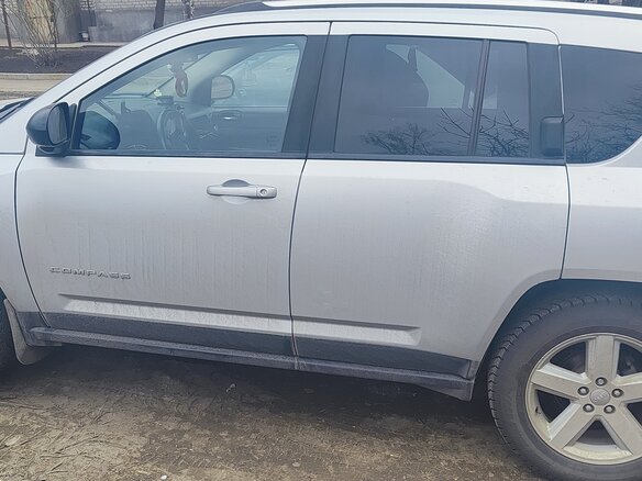 2012 Jeep Compass I Рестайлинг, серебристый, 1350000 рублей - вид 4