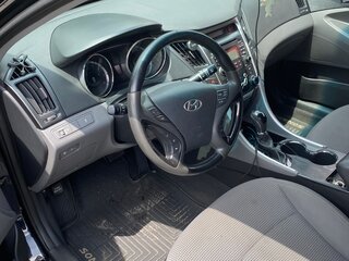 2010 Hyundai Sonata VI (YF), чёрный, 1200000 рублей, вид 5