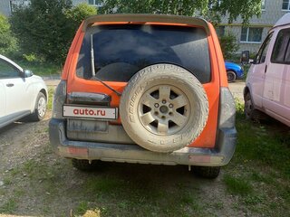 2003 Mitsubishi Pajero III Рестайлинг, оранжевый, 750000 рублей, вид 3