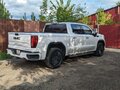 2022 GMC Sierra Crew Cab IV Рестайлинг, белый, 7900000 рублей - вид 3