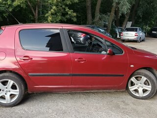 2003 Peugeot 307 I, красный, 550000 рублей, вид 3