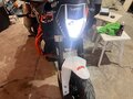 2012 KTM 690 Duke, белый, 450000 рублей - вид 4