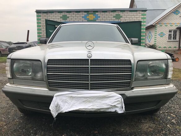 1985 Mercedes-Benz S-Класс 300 II (W126) Рестайлинг, серебристый