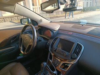 2014 Buick LaCrosse II Рестайлинг, белый, 1200000 рублей, вид 4