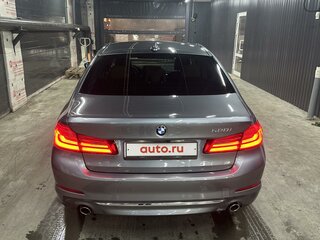 2019 BMW 5 серии 520i VII (G30/G31/G38), серый, 4000000 рублей, вид 5