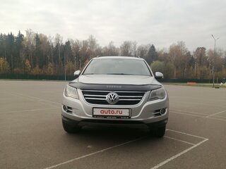 2010 Volkswagen Tiguan I, серебристый, 900000 рублей, вид 2