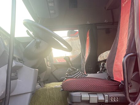 2003 Renault Premium, красный, 700000 рублей, вид 3