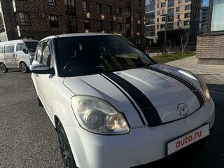 2004 Mazda Verisa, белый, 490000 рублей, вид 2