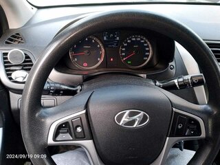 2015 Hyundai Solaris I Рестайлинг, серый, 1350000 рублей, вид 4