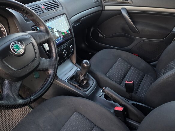 2013 Skoda Octavia II (A5) Рестайлинг, белый, 490000 рублей - вид 5