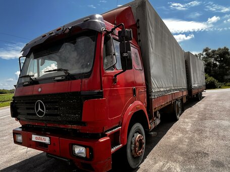 1990 Mercedes-Benz 2435, красный, 950000 рублей, вид 1