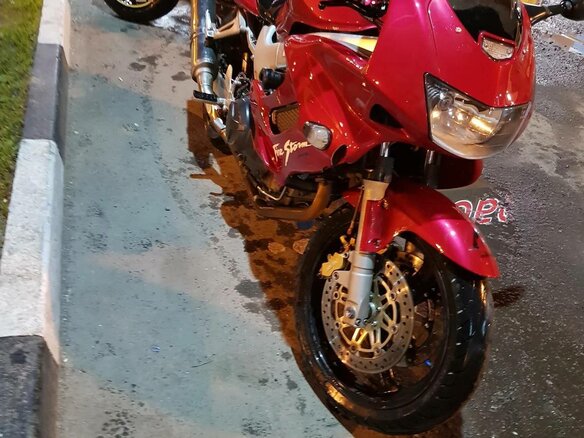 2001 Honda VTR 1000, красный, 250000 рублей - вид 5