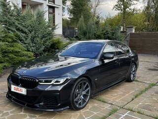 2021 BMW 5 серии 530i xDrive VII (G30/G31/G38) Рестайлинг, серый, 5432900 рублей, вид 3