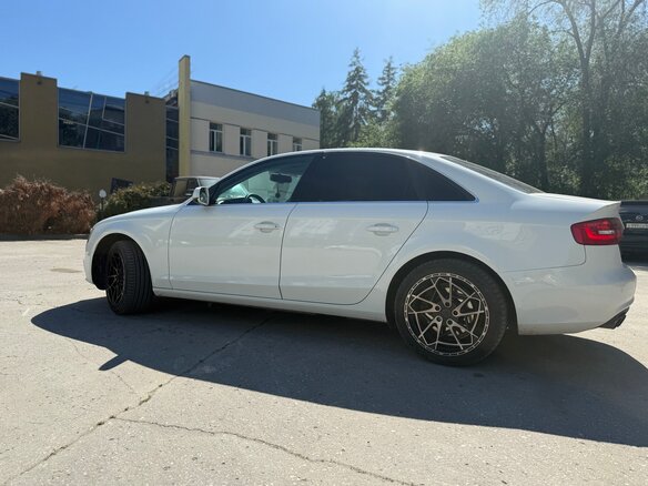 2013 Audi A4 IV (B8) Рестайлинг, белый, 1350000 рублей - вид 4