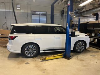 2026 Infiniti QX80 II, белый, 16463519 рублей, вид 2