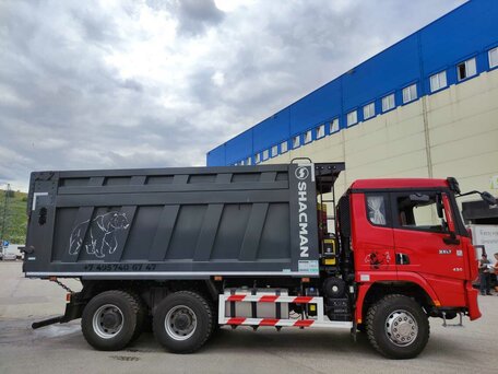 2024 Shacman (Shaanxi) SX3258, красный, 10200000 рублей, вид 4