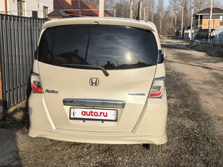 2012 Honda Freed I Рестайлинг, белый, 1350000 рублей, вид 3