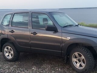 2020 Lada (ВАЗ) Niva Off-road, фиолетовый, 1018000 рублей, вид 2