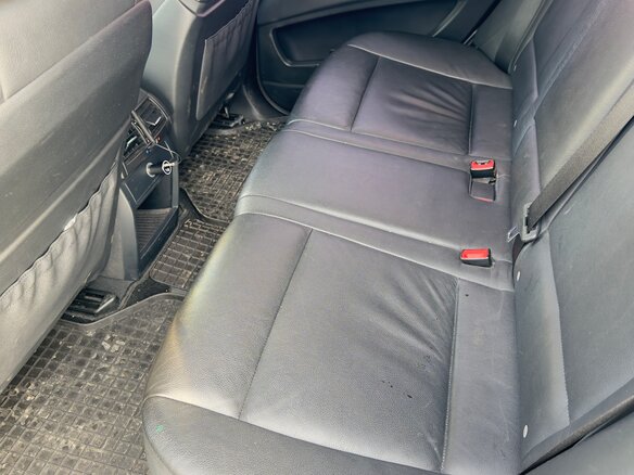 2010 BMW X5 30i II (E70), серебристый, 1950000 рублей - вид 21