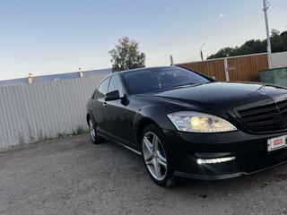 2005 Mercedes-Benz S-Класс 350 V (W221), чёрный, 1500000 рублей, вид 2