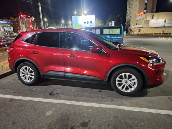 2020 Ford Escape IV, пурпурный - вид 11