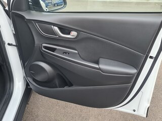 2019 Hyundai Kona I, белый, 2280000 рублей, вид 4