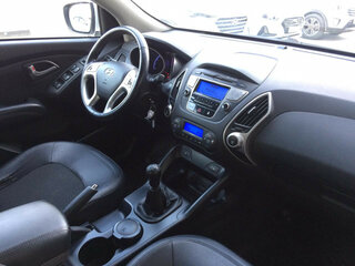 2011 Hyundai ix35 I, серебристый, 1300000 рублей, вид 5