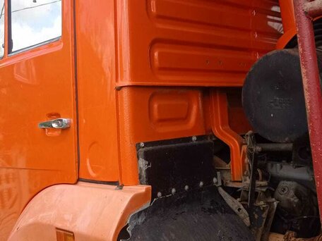 2006 КамАЗ 6520, оранжевый, 1400000 рублей, вид 1