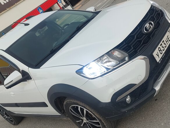 2021 Lada (ВАЗ) Largus Cross I Рестайлинг, белый, 1600000 рублей - вид 6