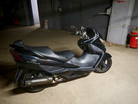 2005 Suzuki Burgman (SkyWave) 400, чёрный, 250000 рублей, вид 5