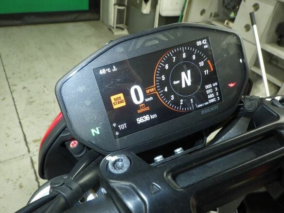 2021 Ducati Hypermotard, красный, 1400000 рублей - вид 6