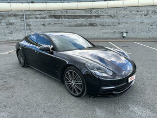 2017 Porsche Panamera 4S II, чёрный, 7900000 рублей, вид 2