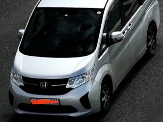 2018 Honda Stepwgn V Рестайлинг, серебристый, 2150000 рублей, вид 1
