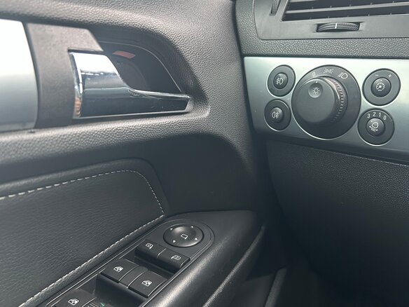 2007 Opel Astra H Рестайлинг, серый, 620000 рублей - вид 6