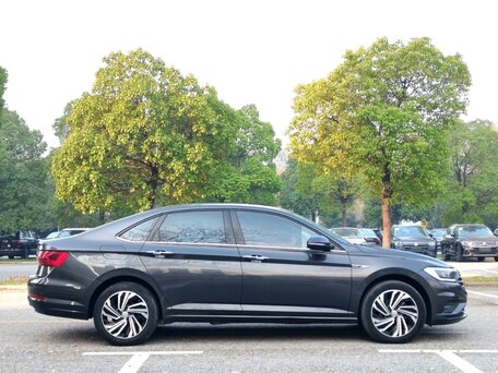 2022 Volkswagen Sagitar III Рестайлинг, серый, 1650000 рублей, вид 4