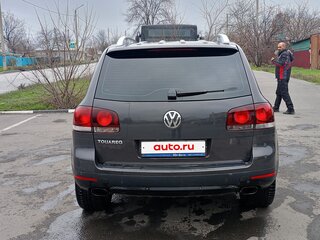 2008 Volkswagen Touareg I Рестайлинг, чёрный, 1250000 рублей, вид 4