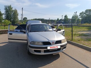 2000 Mitsubishi Carisma I Рестайлинг, серебристый, 230000 рублей, вид 2