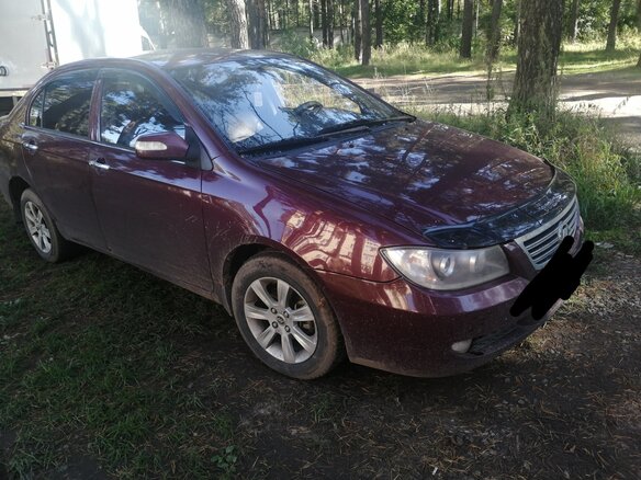 2011 Lifan Solano I (620), красный - вид 3