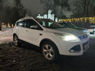 2016 Ford Kuga II, белый, 1330000 рублей, вид 3