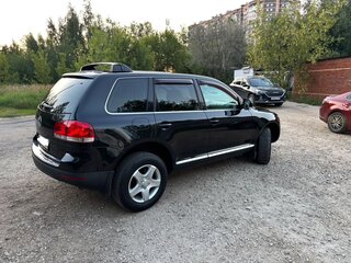 2006 Volkswagen Touareg I, чёрный, 850000 рублей, вид 2