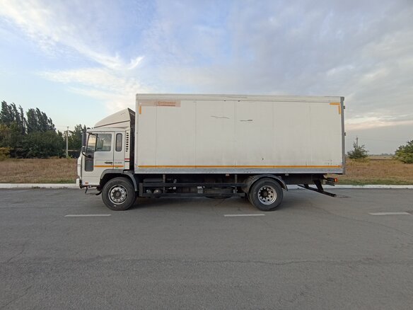 2004 Volvo FL, белый, 2450000 рублей - вид 2