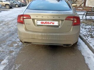 2017 Volvo S60 II Рестайлинг, золотистый, 650000 рублей, вид 4