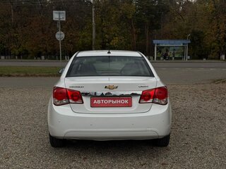 2014 Chevrolet Cruze I Рестайлинг, белый, 790000 рублей, вид 5